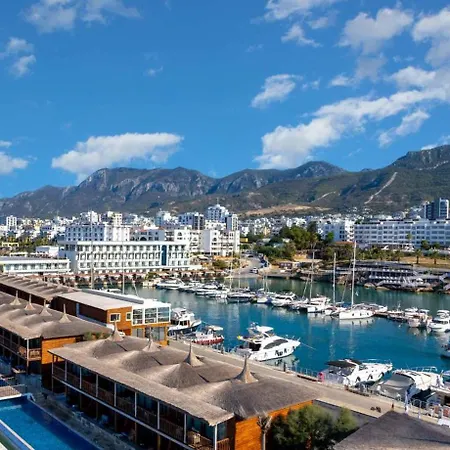 Blueroza Elegant Sea View By Holidaykeys